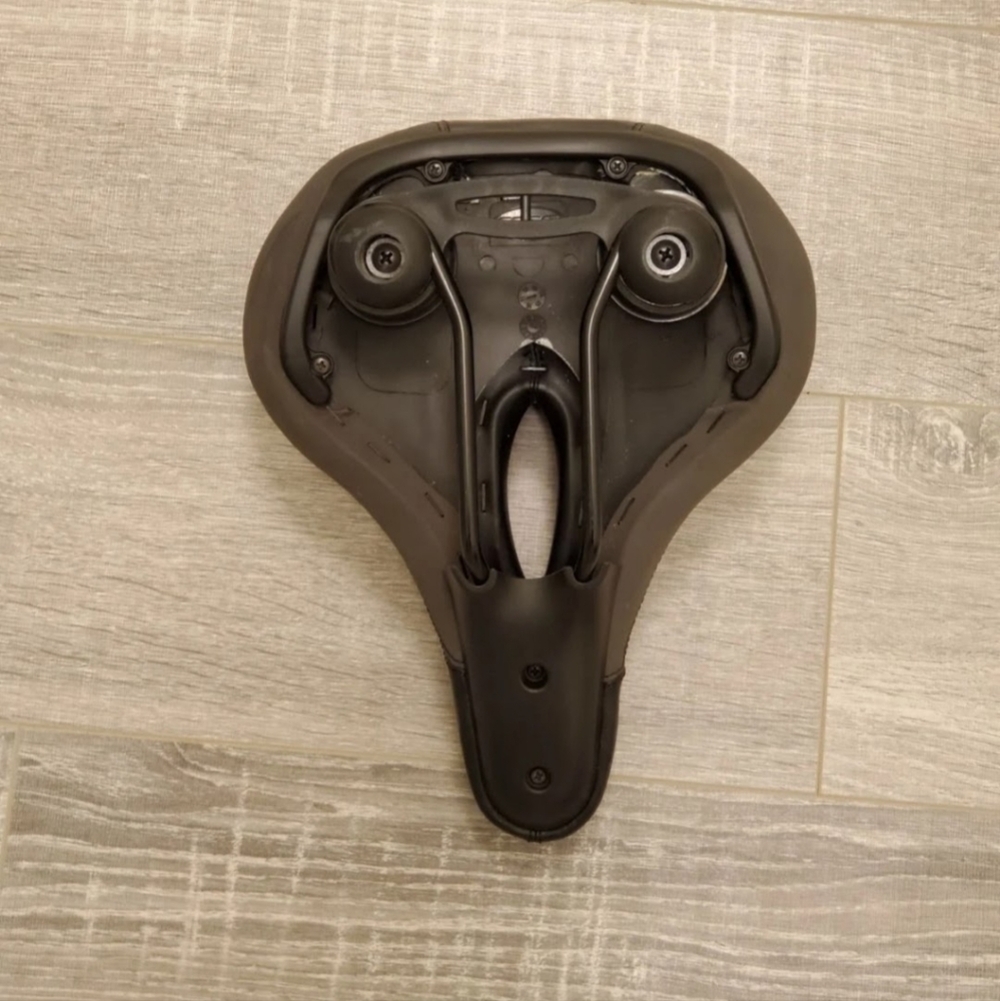 Bicycle seat - Picture 4 of 4